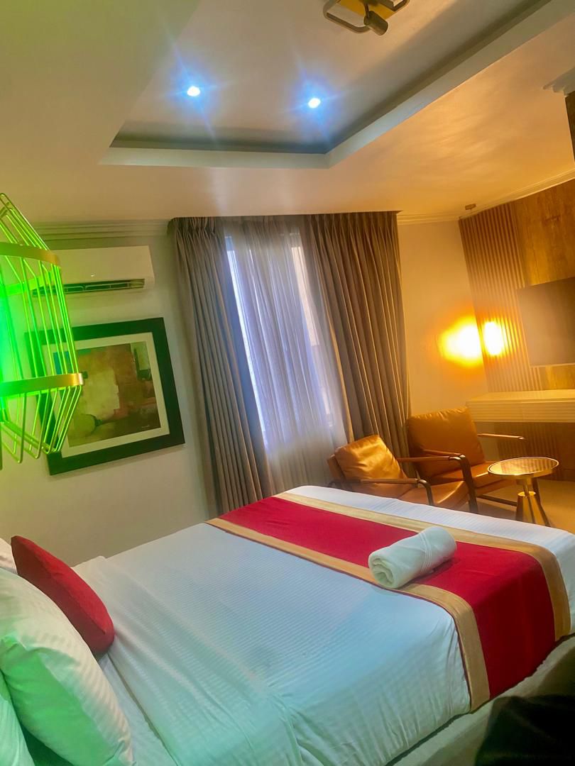 /web/uploads/116/Villa Angelia Hotel Victoria Island/header-images/Standard Room.jpg